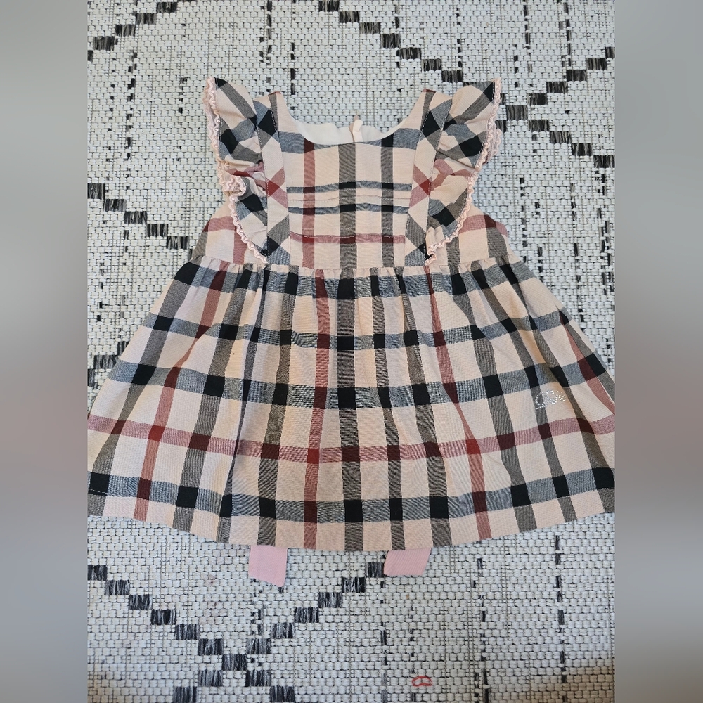 VGUC Daks 3Y Dress